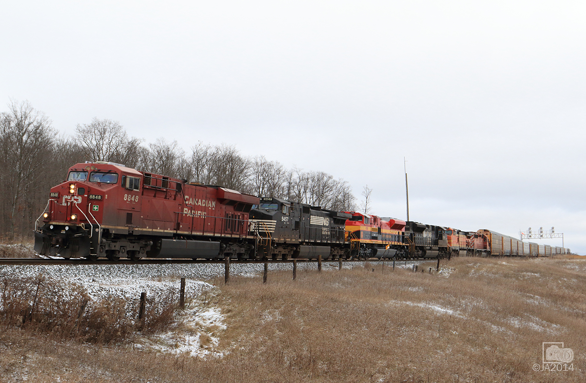 CP train 147 departs Wolverton yard, all that power and a bag of chips eh! CP 8848 NS 9457 KCS 4196 NS 2654 BNSF 5046 CP 5920
Note: CP 9822 was set off in Wolverton,