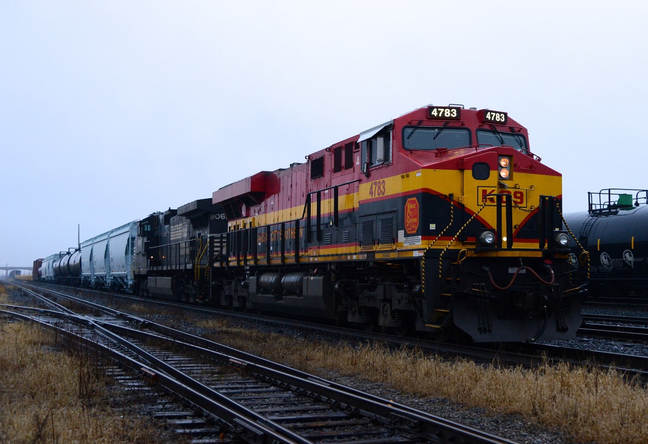 A bright light on a rather dreary Christmas Eve as KCS4783 leads train 501 through the St. Clair River Tunnel to Port Huron, Michigan.