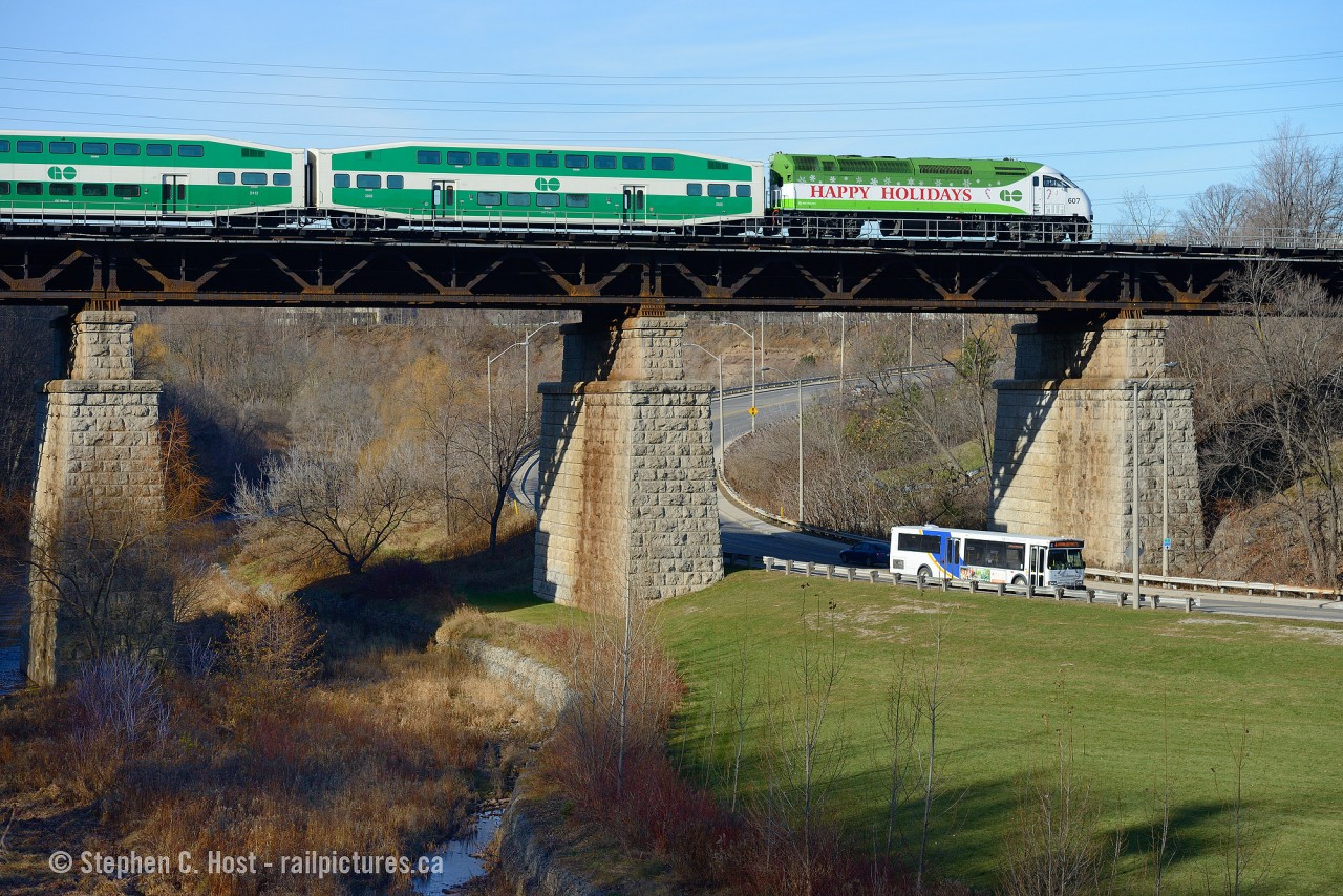 Photoshop? Nope. This is real! GO 607 is doubling as the "Holiday Engine" for GO Transit/Metrolinx this season. Seen here heading west on GO #713. Thanks to David Vincent For the heads up!