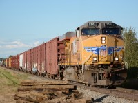 Since around mid-2013, foreign power has become not all that uncommon on the CP Leduc sub. Especially seen are BNSF and UP units, such as this UP ES44AC, though I've also spotted some belonging to NS and CN. If the 5501 leading wasn't enough, the end DPU was UP 5500!