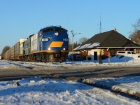 For those with young kids or for those over 30.. as the Count from Sesame Street would say - One... Two.. Three! Three F-Units! A-ha-ha-ha-ha. Three FP9A's make up today's Woodstock turn, as OSR makes a lift of some loaded multis for Gen-Auto.