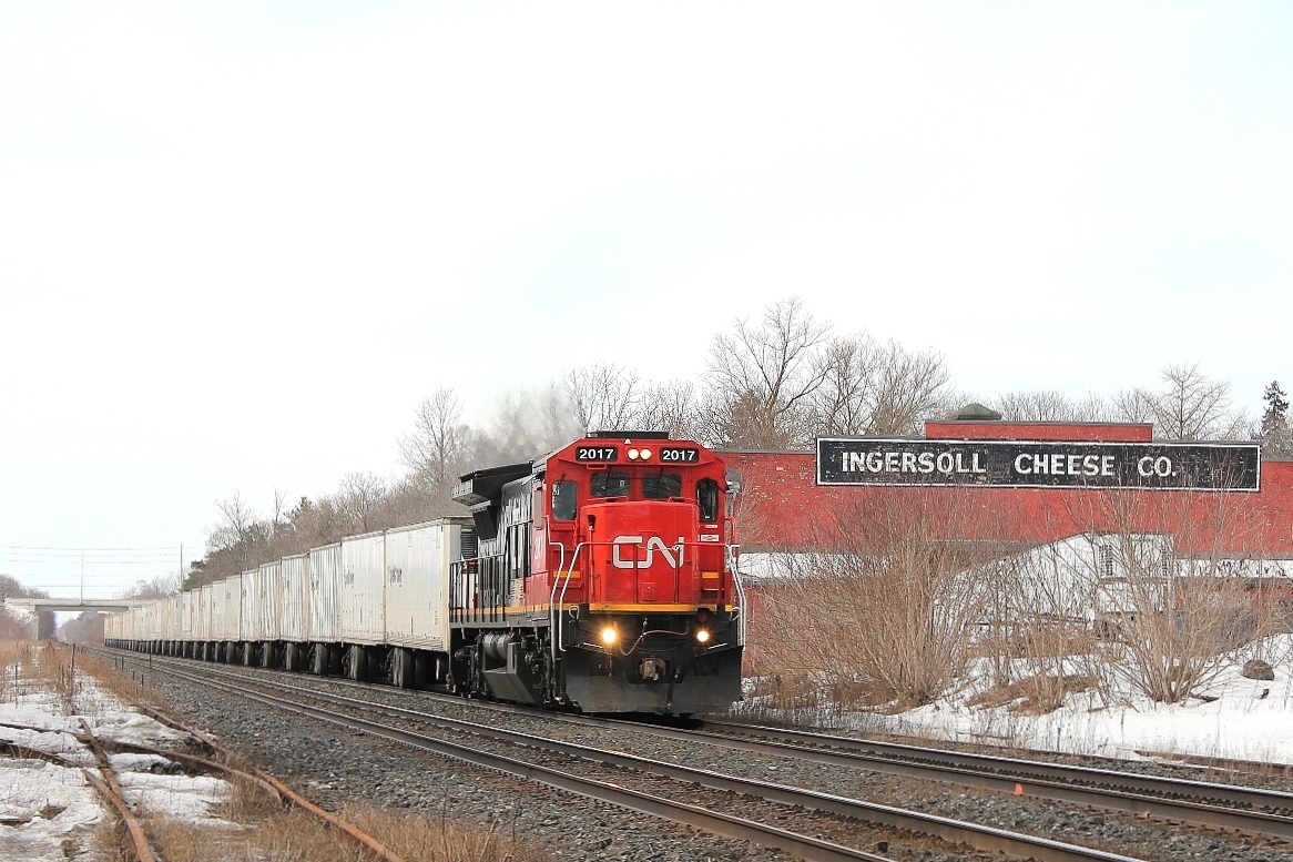 Eastbound Triple Crown road/railer paces one of Ingersoll's icons, the cheese company!