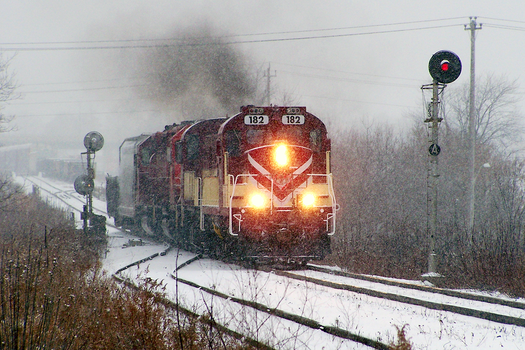 OSR  182 leads the London pickup, with many many chasers.