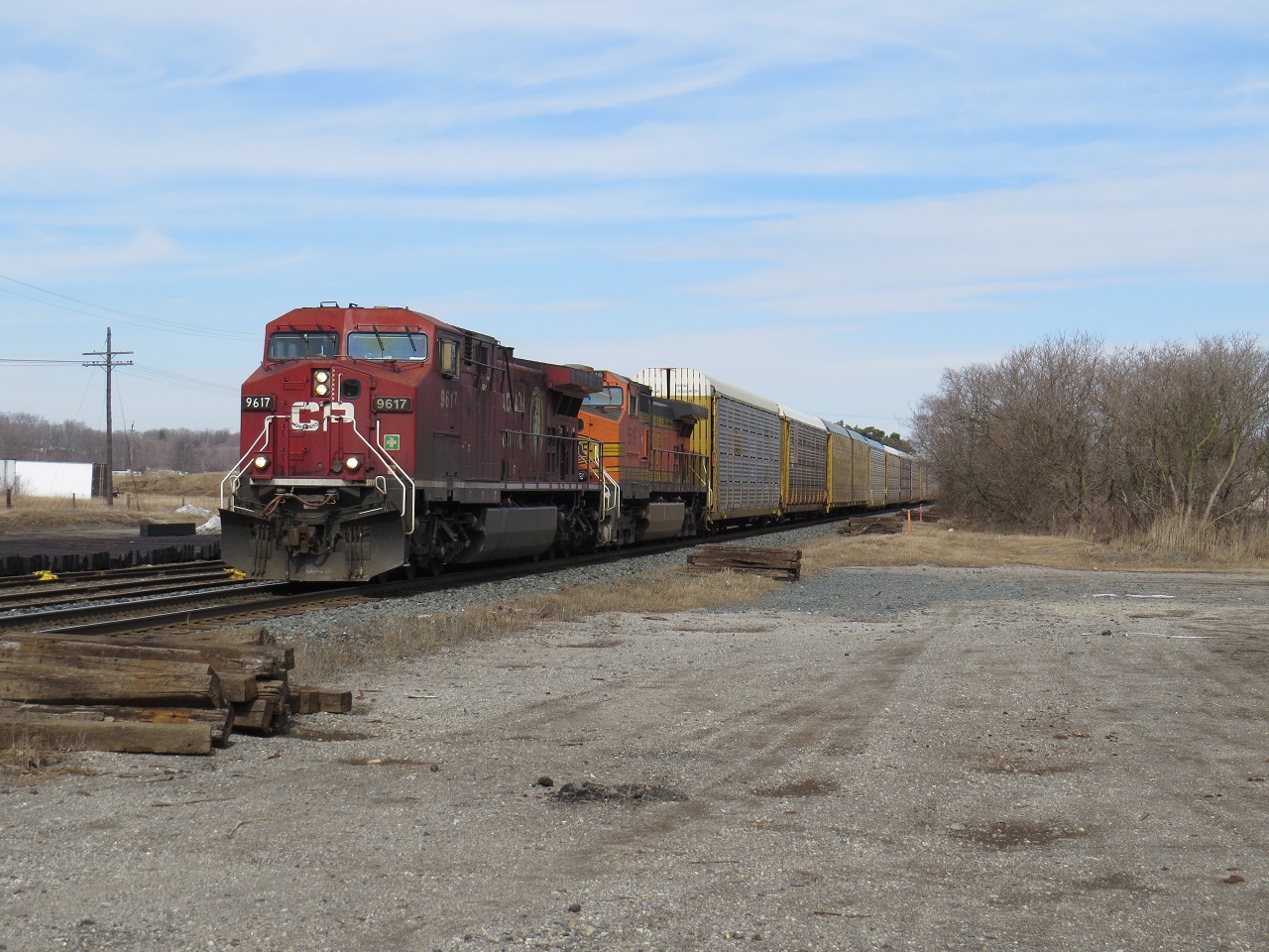 CP 147 met 242 at Puslinch then finally an hour later approaches Wolverton yard