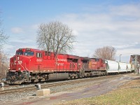 CP 255 creeps over the International bridge into Canada with a pair of toasters for power. Rounding the corner, and ready to return to the U.S at this very moment is NS H3R, which will momentarily wait for 255 to clear the bridge. 255's will soon diverge onto the CP Hamilton Sub. Its next stop is Welland, and it will continue to Windsor from there.