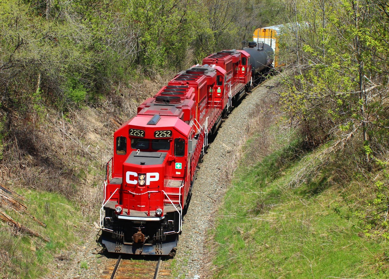 CP 2252, CP 2260 and CP 2263 all push a load of autoracks under the Snake Road bridge on a run led by CP 8723 through Burlington and up in to Waterdown.