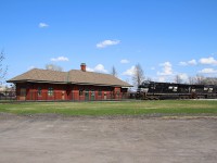 
The 529 arrive at the old CN station in St-Jean sur Richelieu !