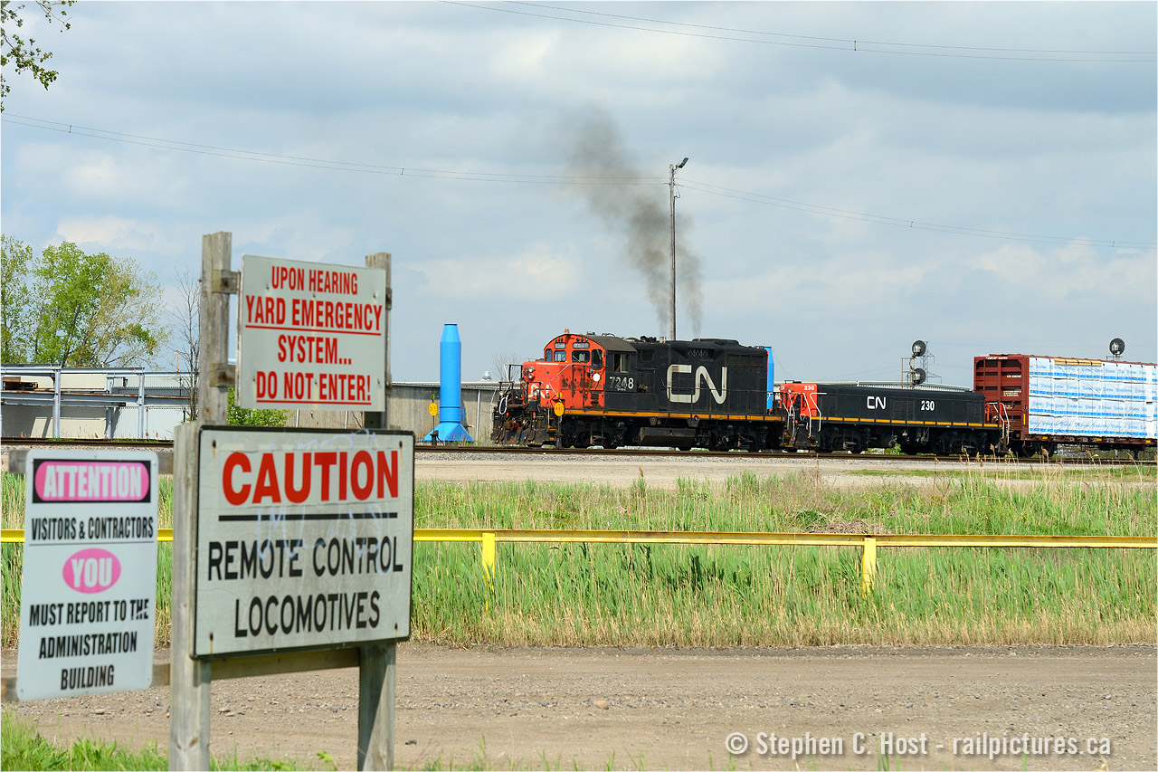 For decades CN GP9's have been toiling away with slugs in yard service throughout the CN system. Slowly but surely the slugs are being replaced with gp38-2's as the GP9's are retired. While still a common sight, I figured I should turn my camera to these common 'yard goats' - not often the prized subject of any railroad photographer, but still, sounds just as good as any EMD 567c on the mainline.