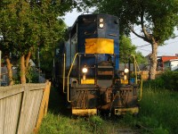 RLK GP9 #4003 "backyard running" on it's way to Ingenia along the former TH&B Waterford Sub 