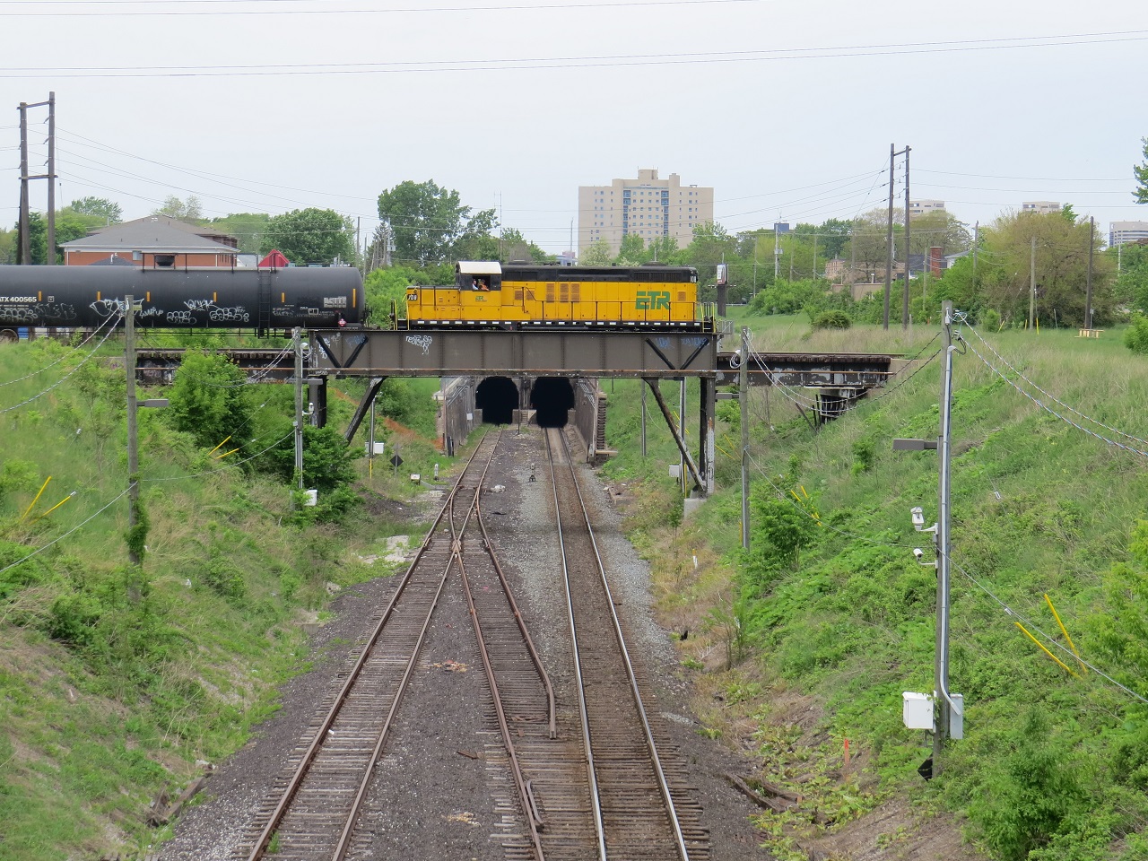 Originaly I though this bridge was unused. Quickly I was proved wrong.