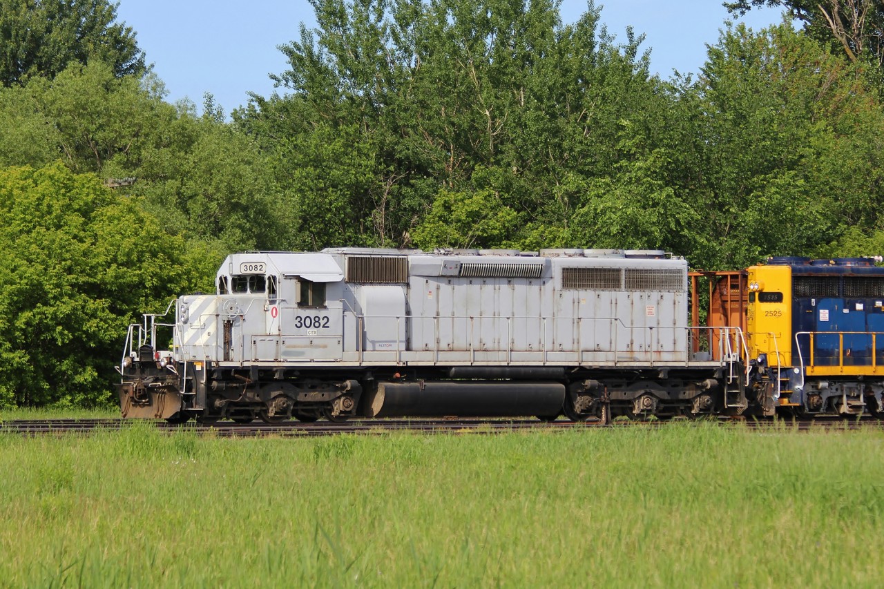 CITX SD40-2 3082 in the yard at Farnham with Central Maine and Quebec train 1. This engine originally entered service in 1966 as CP SD40 5521 before being rebuilt by Alstom Canada and returning to service as GCFX SD40-2 3082.