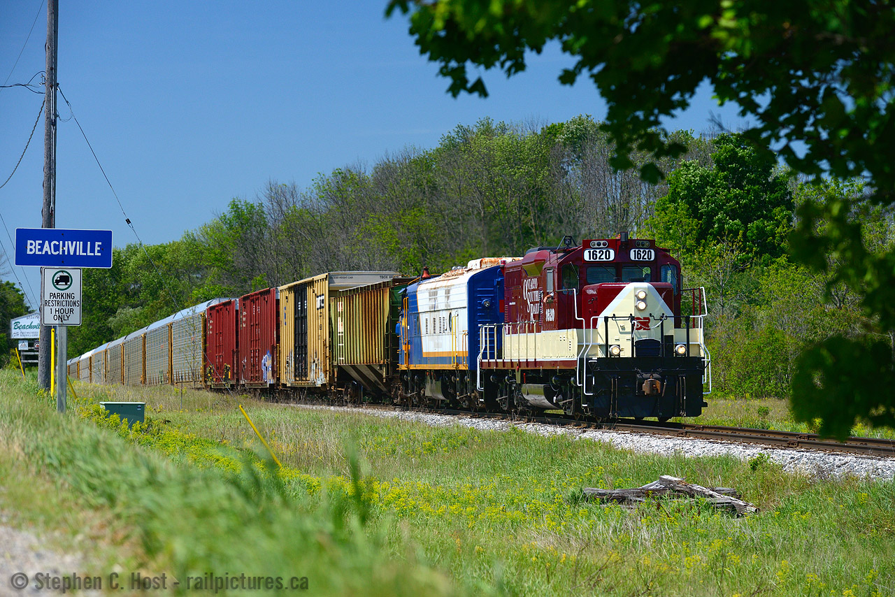 The new kid on the block, OSR 1620, former CP 1620 is out for its second run after being repainted, leading the Salford to Woodstock turn.