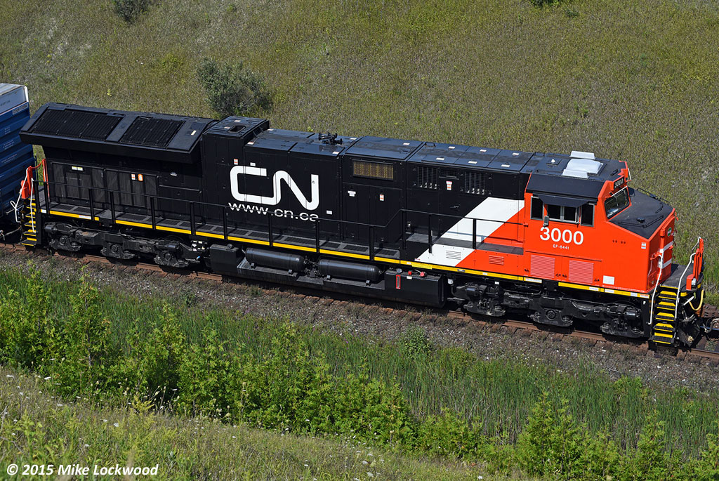 I'm submitting this because I don't want to see the RP.ca dance. Ever. New CN 3000 as 305's DPU at Beare. 1529hrs.