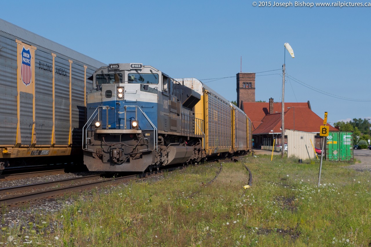 CN 8103 leads train X371 through Brantford on the South Track after being held at Copetown West for meets with CN 330 and Via 76.  This was an awesome catch after work on a Friday especially since this might be one of the last photos of 8103 in its ex EMD demo paint.  Sister unit 8100 is now in CN paint and 8101 and 8102 are currently in Centralia presumably getting paint.  Thanks to everyone who provided updates on this one through FPON, much appreciated as always!
