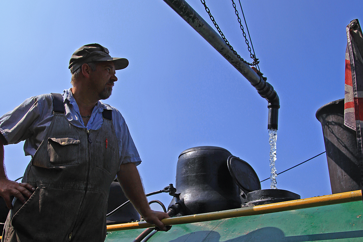 Greg tops up the saddle tank on old No. 2 between runs on 2015's last day of steam operations on the Huntsville and Lake of Bays Railway.