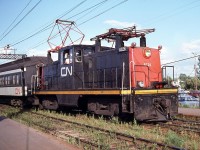 CN Z5a-class "Steeplecab" electric 6726 (built by GE in 1950) handles commuter duties at Val Royal station.  It was the second of the group of three units, numbered 6725-6727. Upon retirement, at least two units (6726 and sister 6725) was sold to Motive Power Industries in 1995. As of the early 2000's, they were sitting stored in West Gantt, South Carolina.