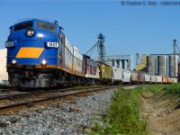 <b>What year is this, part two:</b>  At Putnam, OSR's Woodstock turn with <b>Three FP9A's</b> is performing a switch of Sylvite, before heading to CAMI for a lift and heading to Woodstock. Pinch me again.