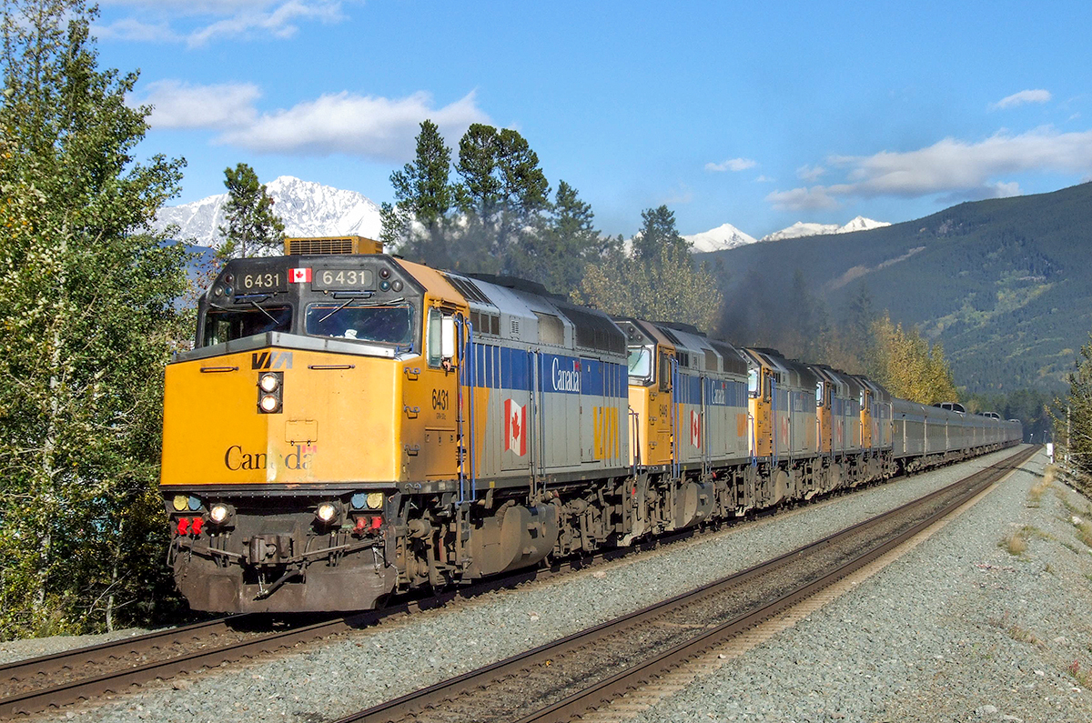 With one of the largest power consists that I've seen to date, VIA #1 departs Jasper with F40PH-2s 6431, 6446, 6440, 6405 and 6448 for power and 28 coaches in tow.