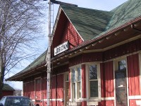 Ex-CN Jordan Station, now a private residence. This station along with current homeowners (at time of photo) were featured in the Hamilton Spectator. The article had great photos of the interior and the work done to transform it into a home. 