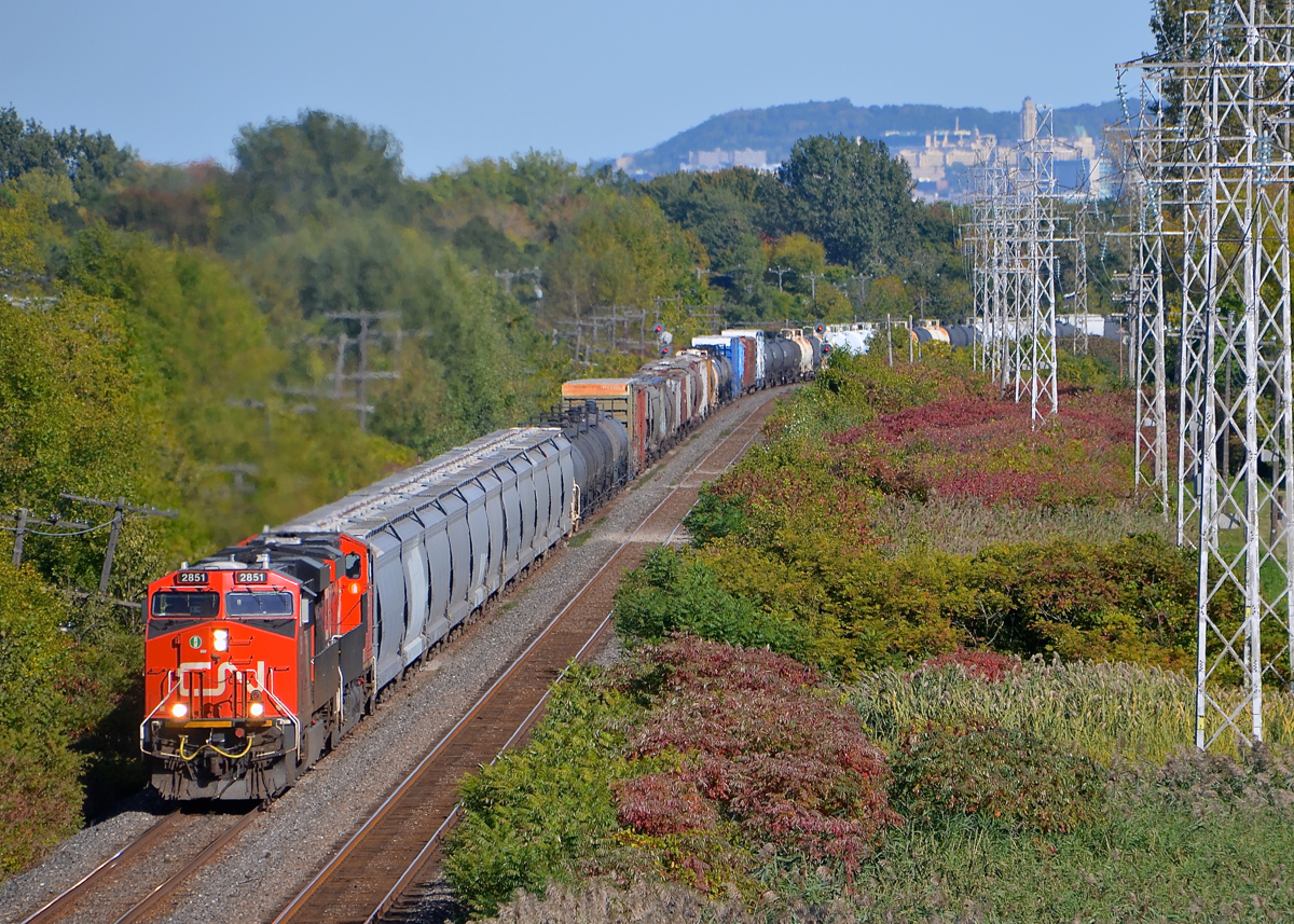 The usual pair of ES44AC's. CN 377 has the now customary pair of ES44AC's (CN 2851, CN 2927) as it heads west through Pointe-Claire early in the afternoon.