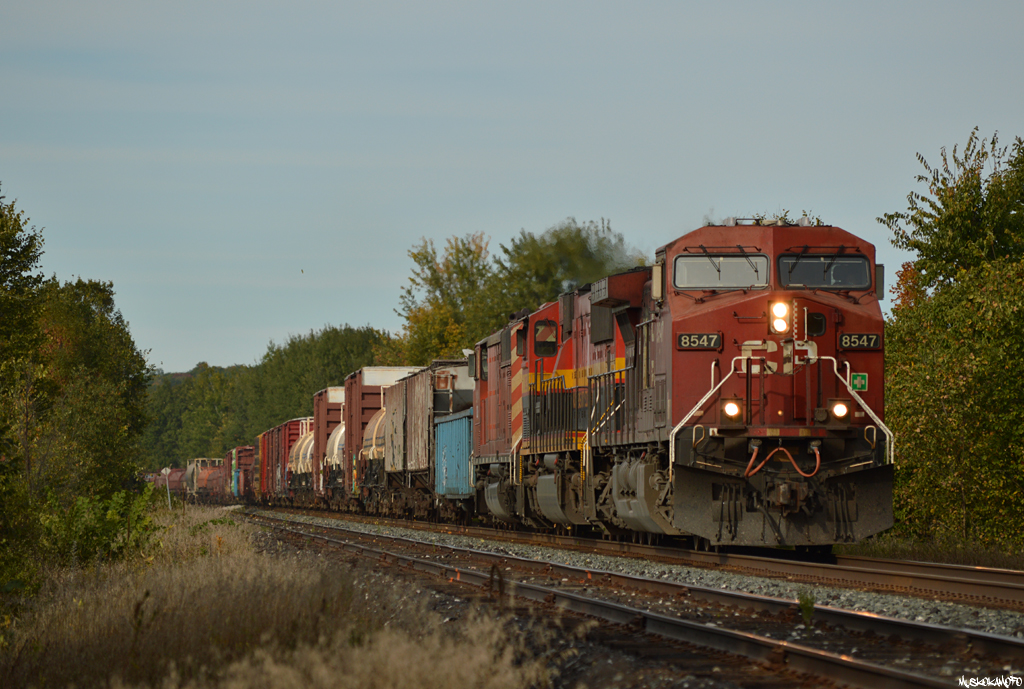CP 420 hustles through Essa headed for the siding at Baxter to wait on 247 to finish at Spence and go by. Today's 420 has CP 8547, KCS 3922 and CMQ 9014 with 78 cars, including 31 on the tail end for Spence. CMQ 9014 is one of 10 former CP SD40-2F's that have been sold to the Central Maine and Quebec Railway, and rounds out this unique consist quite nicely!
