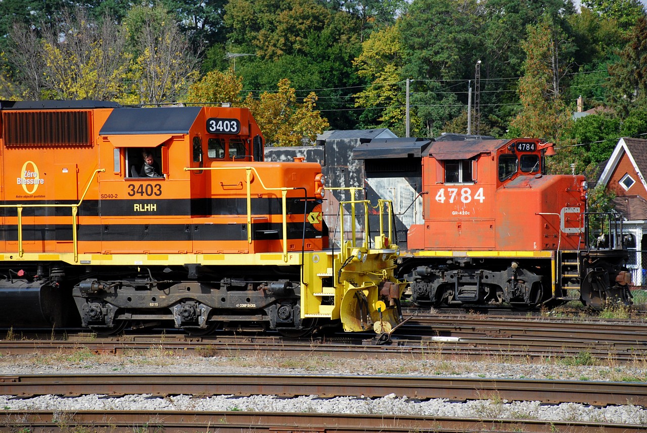 RLHH 3403 switches the yard in Brantford as it passes CN 4784, the unit presently assigned to CN 580.  Thanks for the heads up Joe, it was time for a break any way.