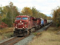 Here was a nice surprise. Among all the faded regular CP power, this 5 engine train came up from Hamilton with 4 faded CP reds led by CP 8783 with a nice clean AMT 1346 sandwiched in between. This may have been a little overpowered as there may have been a dozen cars total.