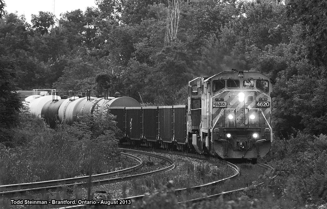 Led by BC Rail 4620, this westbound CN freight is fast approaching the Hardy Road crossing in Brantford.