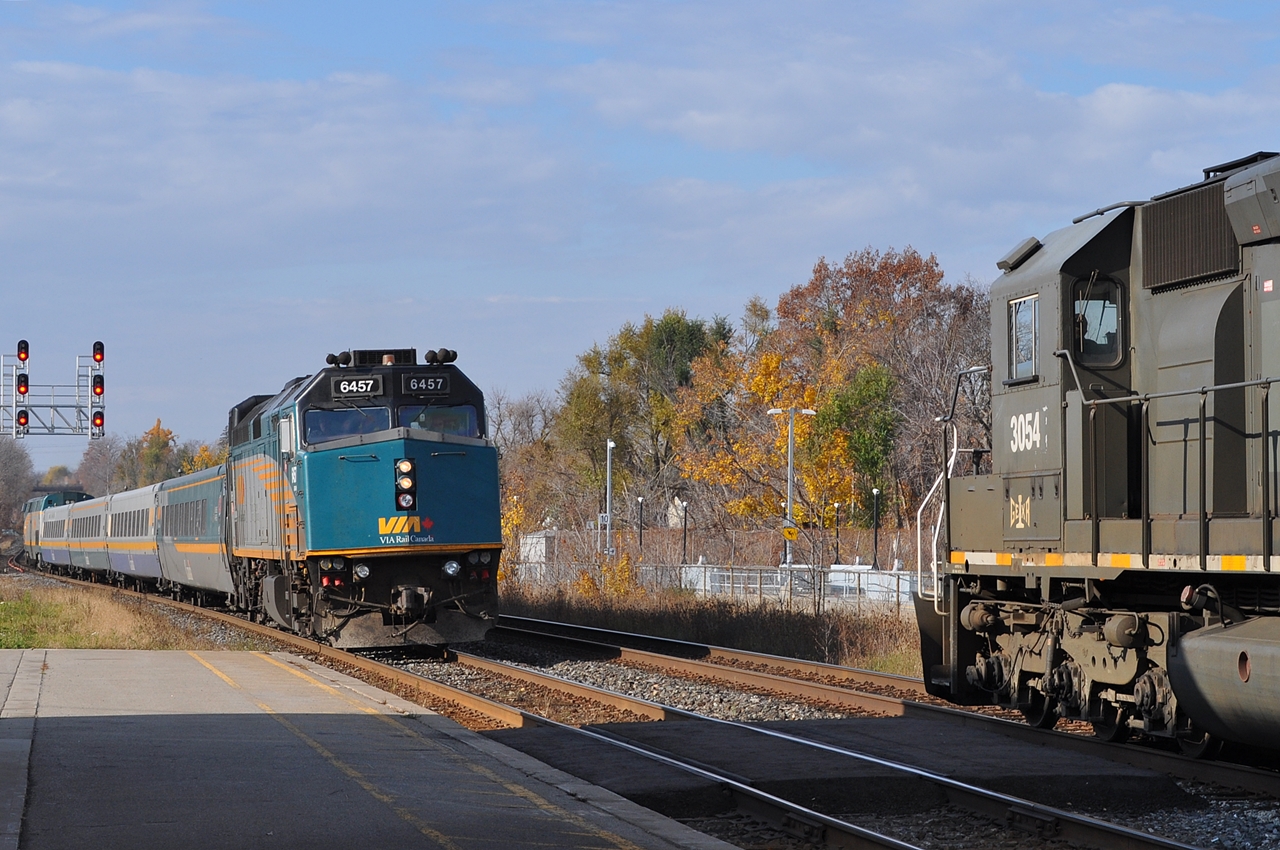 Returning from Macmillan Yard about 4 hours earlier than usual, GEXR had to wait at Georgetown station for VIA 84 (with 903 trailing) to clear the Guelph Sub.
