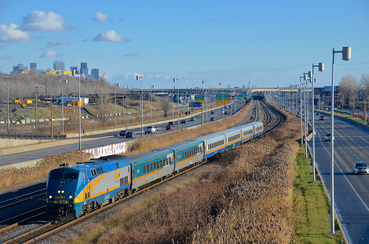 VIA 911 leads a westbound through the Turcot section of Montreal.
