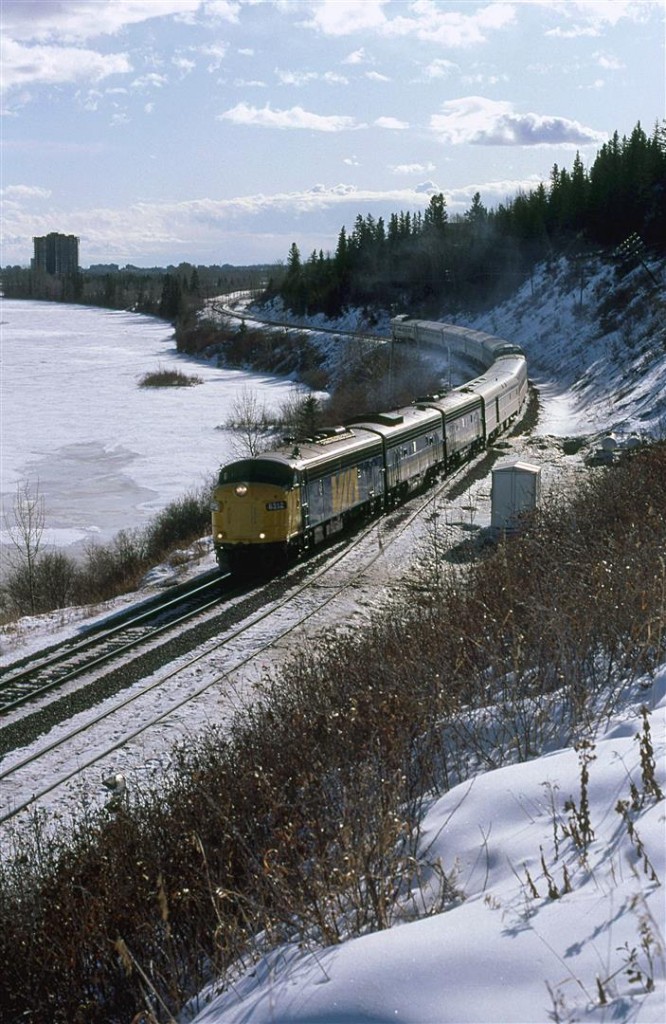 At the east switch of Brickburn in western Calgary.
Have I heard correctly, that the Brickburn siding is no longer there due to flood damage?