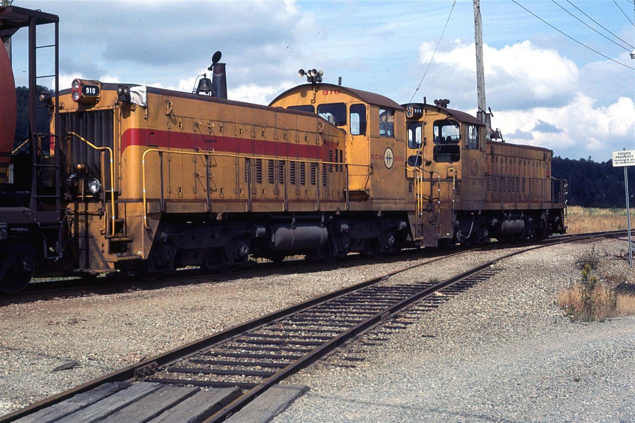 We happened upon this BCH activity as we were leaving the Vancouver area. This was just off the Trans Canada Highway, where we stopped for gas or lunch.
I would soon learn that this RR would be changing their paint scheme to a boring blue, white and red motif.