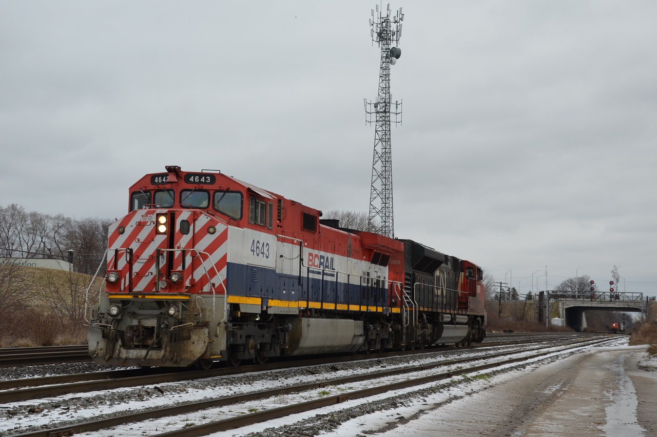 After catching 330 at Frank Lane, we thought it was worth the chase across London to see 330 working the yard.