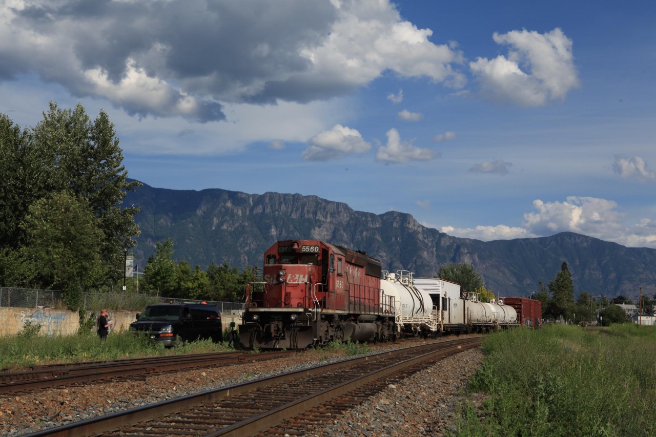 Creston, BC was the end of the day for the train crew on June 15. The crew had come over from Cranbrook, BC with the somewhat tired looking StL&H unit and 5717 on a ballast train earlier in the day. One local railfan, who heard the whistle and was wondering what was up, had turned out, too. He pointed out that the air-compressor of 5560 did not sound all that healthy, instead more like metal on metal working it out.