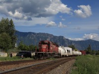 Creston, BC was the end of the day for the train crew on June 15. The crew had come over from Cranbrook, BC with the somewhat tired looking StL&H unit and 5717 on a ballast train earlier in the day. One local railfan, who heard the whistle and was wondering what was up, had turned out, too. He pointed out that the air-compressor of 5560 did not sound all that healthy, instead more like metal on metal working it out. 