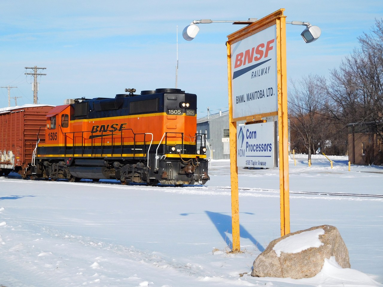 The BNML with BNSF 1505 is seen waiting just north of Taylor Avenue for CN to give them clearance to enter the CN Rivers Subdivision. After entering the CN Rivers Subdivision, they will enter Fort Rouge Yard.