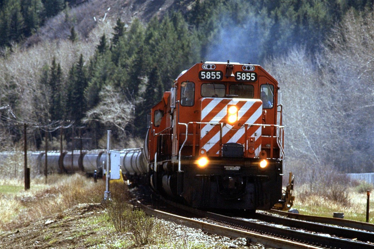 A day or two after my geology career ended (For the same reasons that many young geologists are now ending their careers), I decided that I would work on my railroad photography.
Here we see a westbound potash train with the sun high overhead and slightly behind the train - generally, not conducive to rendering a good quality photo. But I think that this works.
It was taken in Edworthy Park, just downhill from where I was living at the time.