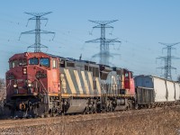On a very cold morning, a pair of Dash 8s lead CN 373 through Bowmanville on the Kingston Sub, bound for Toronto.

Not a bad way to start 2016 :)


CN 2413 C40-8M, CN 2148 C40-8W