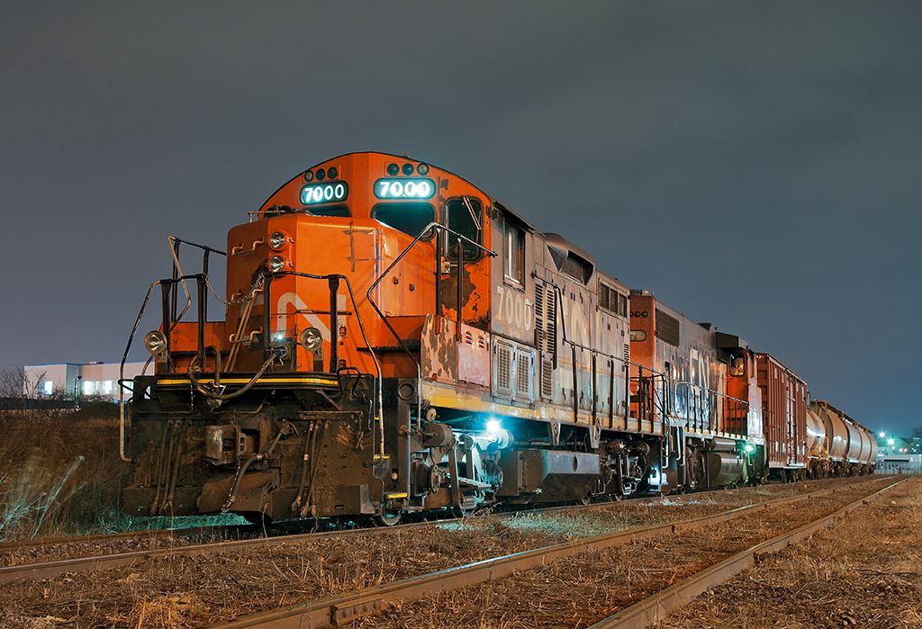 Class unit CN 7000 sits at Keating Yard as we finished switching Kemira Waterworks and Canroof in downtown Toronto.