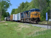 <b>Approaching Huntingdon.</b> CN 327 with a pair of CSXT AC units (AC4400CW CSXT 5106 and SD70MAC CSXT 4817) approaches Huntingdon.