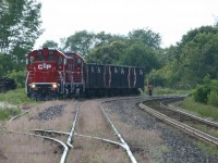 CP Gensets 2101/ 2100 assigned to the Cobourg Turn...pick up some ballast cars in the back track at Lovekin