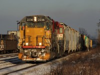 GEXR 580 creeps into Kitchener after completing its work in Guelph. Power is LLPX 2236 and RLK 4095. It was nice to have a winter day of full sunshine for a change so I felt compelled to take advantage of the late afternoon winter light and get GEXR 580 and/or GEXR 431 coming into Kitchener. I managed a shot of 580 only as 431 was not heard on the CTC and had to "taxi the rest of the way home" according to the radio. Time - 16:30.