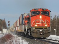 CN Q114 rolls on down through Isis with the most confusing CN engine at the helm. The "CN" 2727, CN 2600 trailing. All other 2700 units have a small "IC" and throw off many newer employee's. 