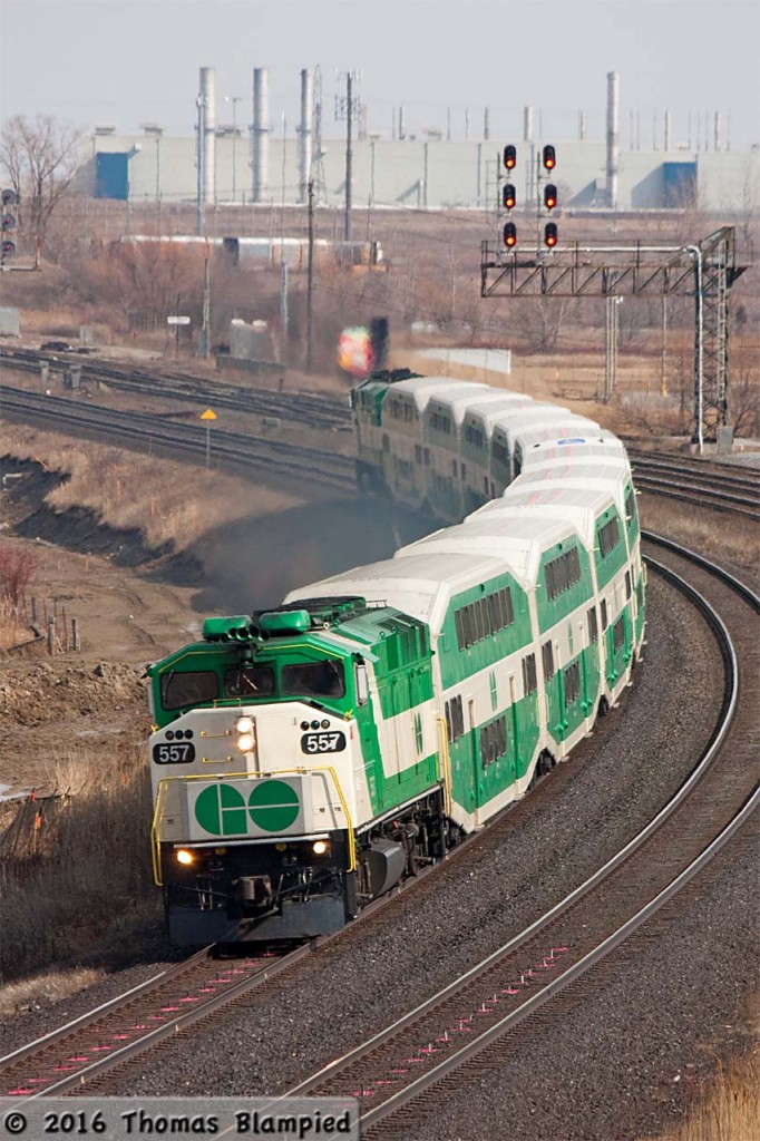 With only a handful of F59s left in GO's roster, it is always nice to see the iconic units out and about. This weekend, 557 and 561 have been working on the Lakeshore corridors and are seen rounding the curve between Oshawa and Whitby with a Toronto-bound train.