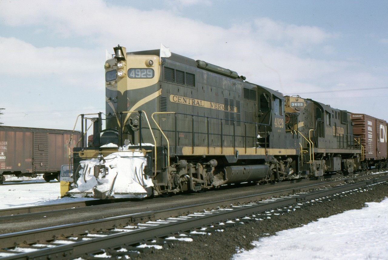 A somewhat unusual combination of CV 4929 and DW&P 3609 leads second 405 at Bowmanville on Feb. 23, 1967