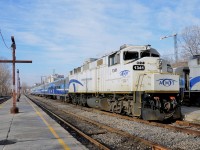 <b>The only white AMT F59PH.</b> AMT 1341 has arrived at Lucien L'Allier station in downtown Montreal with AMT 86 from Candiac. This is the only AMT F59PH painted in this white paint scheme.