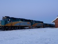 Double engine lash up on VIA 84 this morning out of Sarnia with 6435 and 6454 respectively.