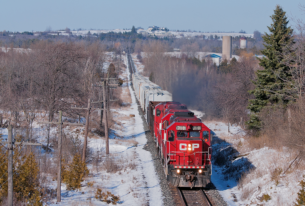No shortage of horsepower here, 6,000 ponies are galloping on the Galt Sub as the London Pickup head west through Puslinch.