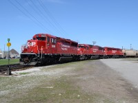 CP 5024, CP 6229, & CP 5028 shove back the second set of grain cars, into CP Windsor Yard, off of the Essex Terminal. Earlier in the week, CP and CSX brought over an empty grain train into Windsor, for ADM out in ETR Ojibway yard.