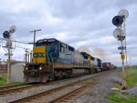 <b>A pair of standard cabs splitting the signals.<b> CN 327 has a pair of veteran standard cab units (C40-8 CSXT 7514 & SD50-2 CSXT 8619) as it splits the signals just past the HBD at MP 17.5 of CN's Kingston sub.